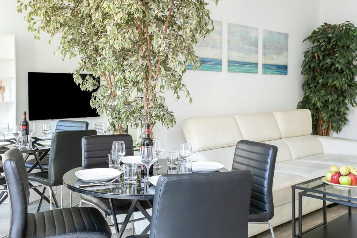 Paseo De Gracia Modern 4bd With Terrace *